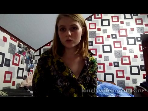 ❤️ Xwendekarê ciwan blonde ji Rûsyayê ji dîkên mezintir hez dike. ❤️ Pornoya anal li me ku.sexindrag.ru ☑